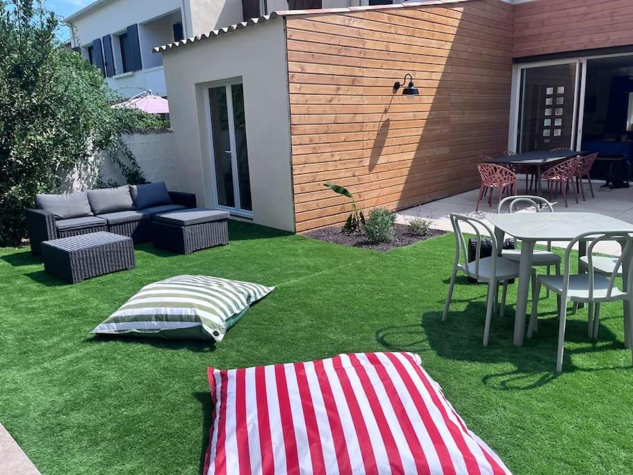 נרבון Maison Climatisee, Piscine, A 5 Minutes Des Grands Buffets מראה חיצוני תמונה